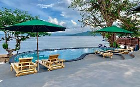 Mc Padi Dive Resort